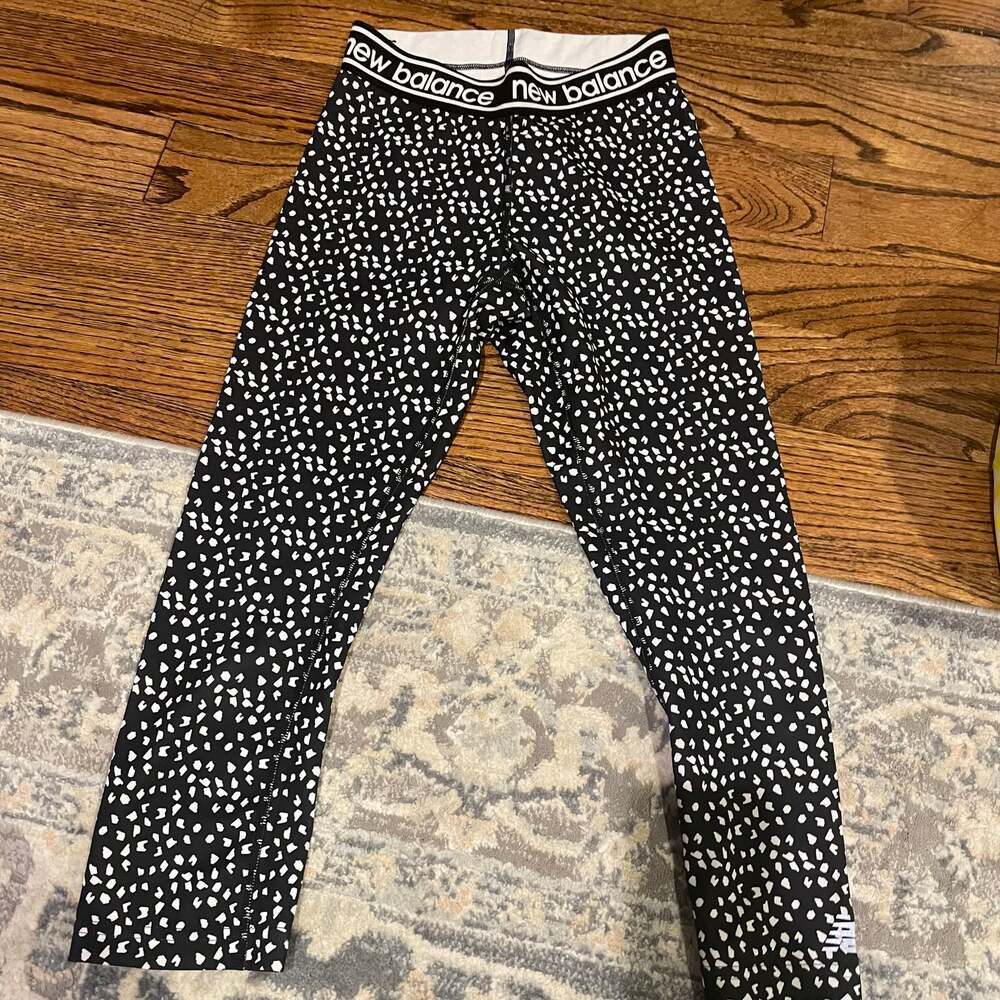New Balance Women's Evolve Print Core Leggings Black/White Speckle Size S